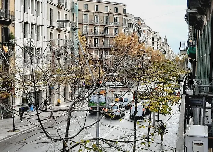 Lumine Luxury Suites By Gaiarooms Barcellona